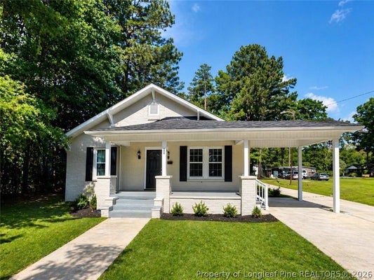 304 S PATTERSON ST, MAXTON, NC 28364 - Image b416b250c0fef69b9eef55038db5e329/144890538