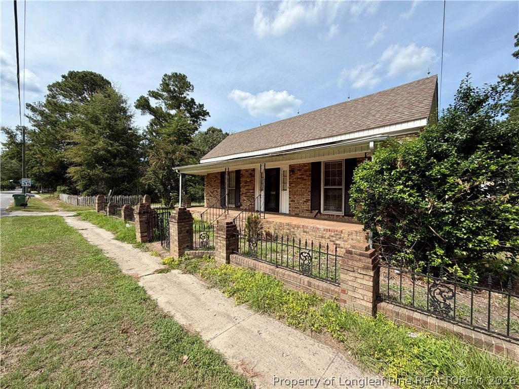 Photo of 603 74 Highway, Maxton, NC 28364 (MLS # 770791)