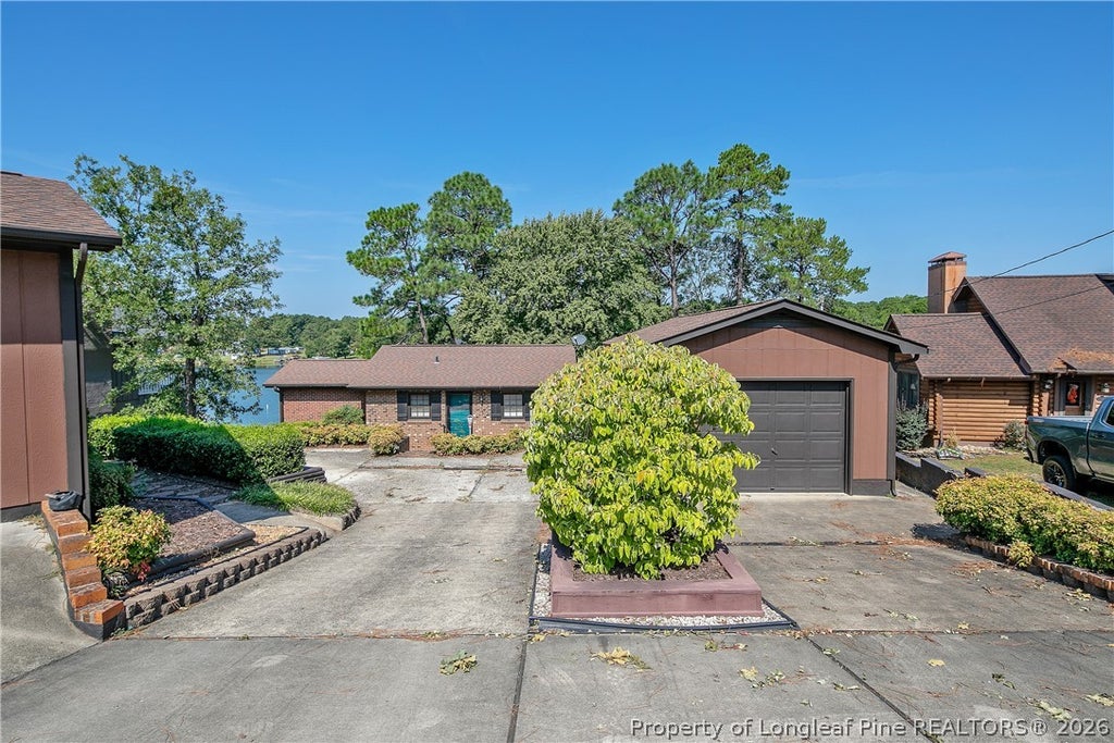 Photo of 1074 Vic Keith Road, Sanford, NC 27332 (MLS # 770042)