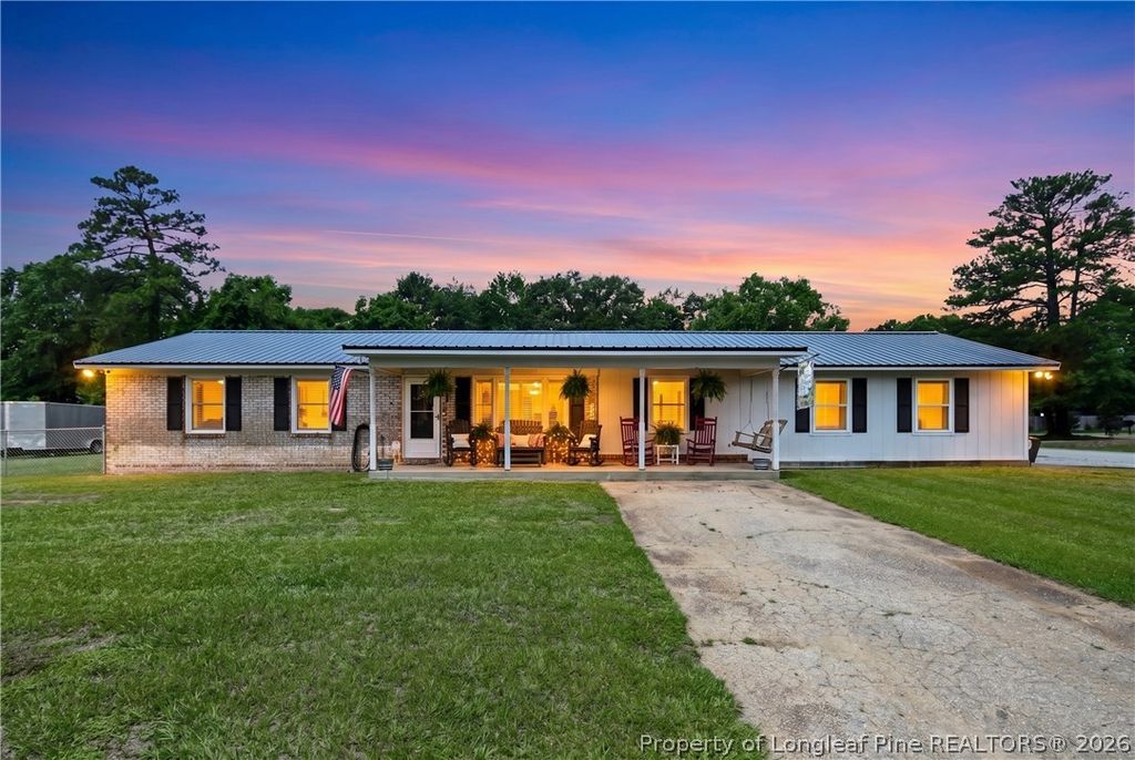 Photo of 4702 Quaker Court, Hope Mills, NC 28348 (MLS # 763413)