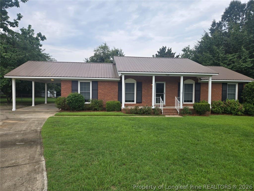 Photo of 7535 Hargrove Court, Fayetteville, NC 28303 (MLS # 767405)