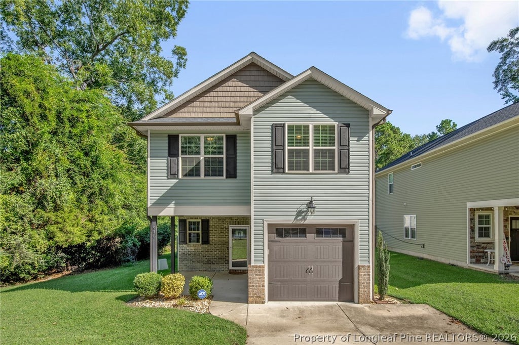 Photo of 916 W Rowan Street, Fayetteville, NC 28301 (MLS # 769339)