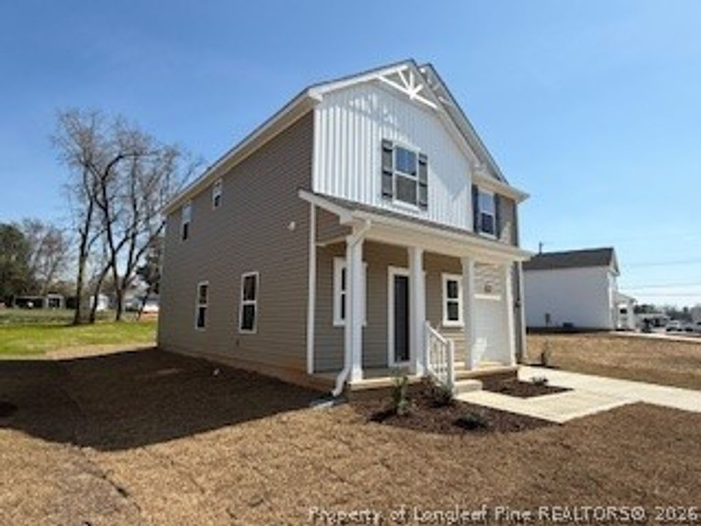 Photo of 38 Stout Landing Ldg, Dunn, NC 28334 (MLS # 759529)