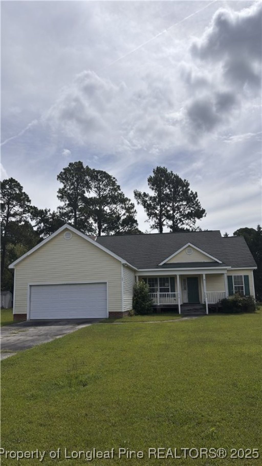 Photo of 205 Kelly Drive, Laurinburg, NC 28352 (MLS # 751961)