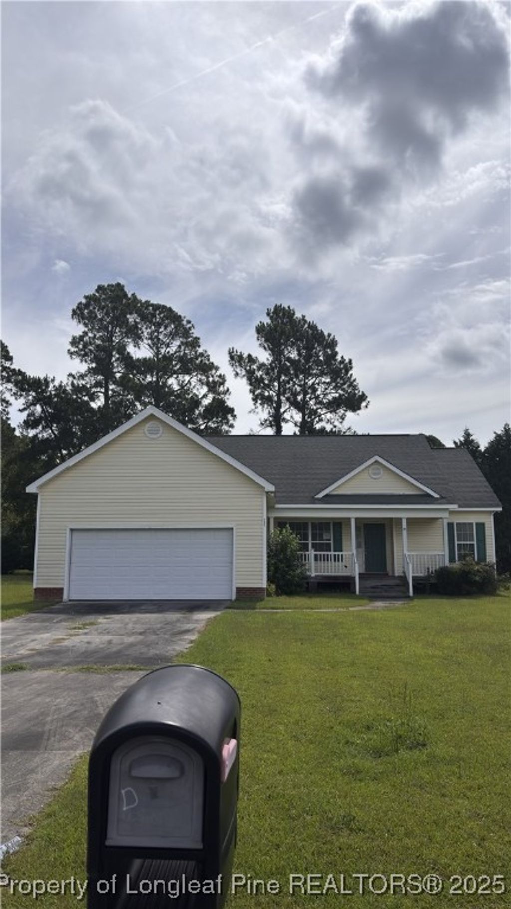 Photo of 205 Kelly Drive, Laurinburg, NC 28352 (MLS # 751961)