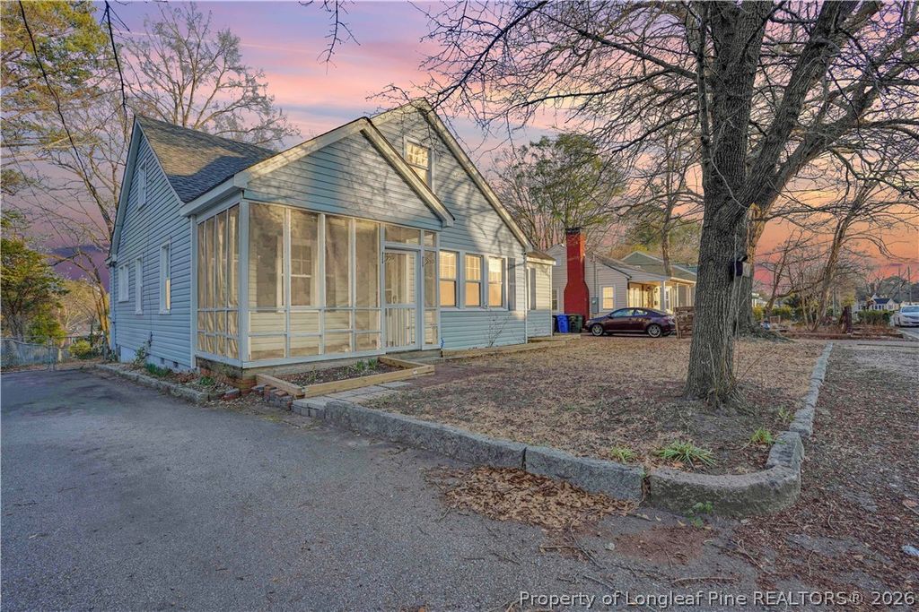 Photo of 404 Pearl Street, Fayetteville, NC 28303 (MLS # 757446)