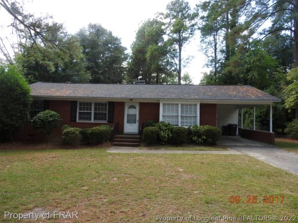 Photo 1 of 21 — 2611 Bennington Road, Fayetteville, NC 28303