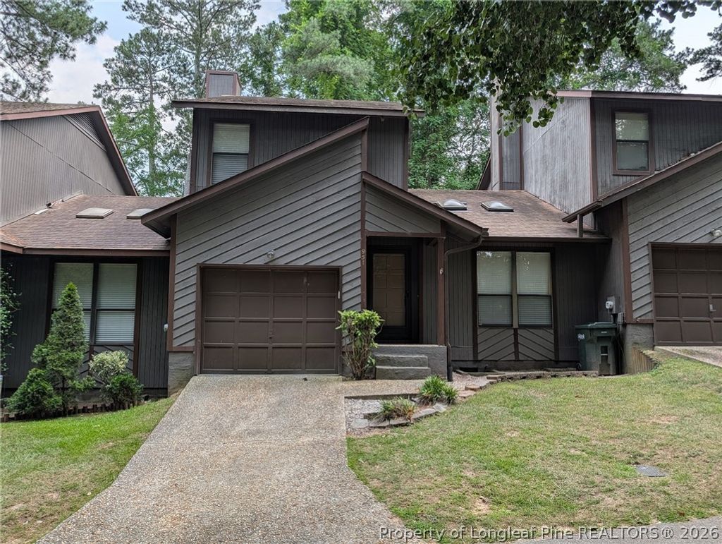 Photo of 951 Creek Side Run, Fayetteville, NC 28303 (MLS # 764006)