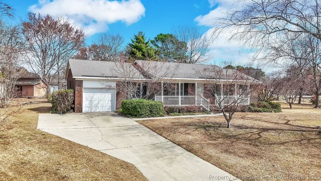 Photo of 6300 Lake Trail Drive, Fayetteville, NC 28304 (MLS # 758543)