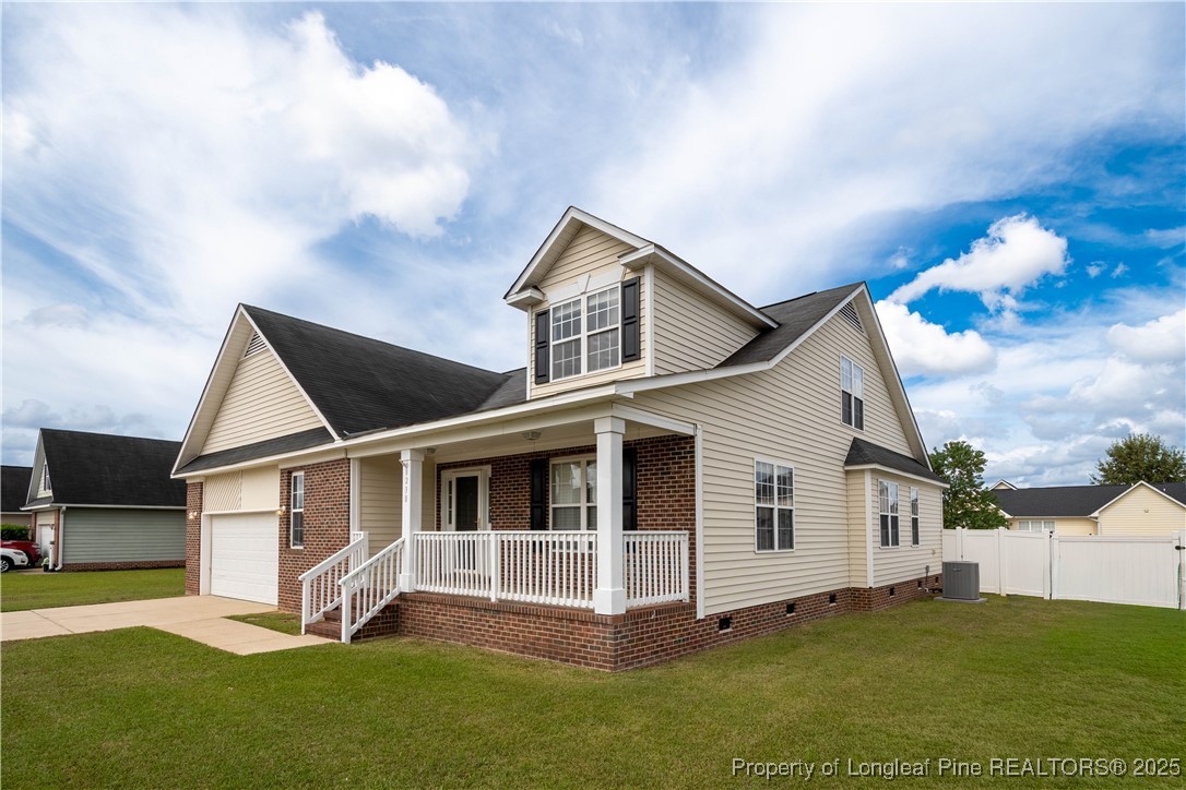 8238 English Saddle Drive