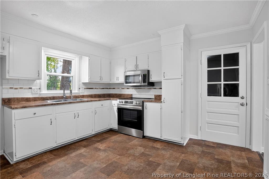 Photo of 1862 Paisley Avenue Avenue, Fayetteville, NC 28304 (MLS # 767093)