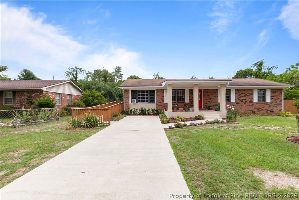 Photo of 3643 Gloucester Drive, Hope Mills, NC 28348 (MLS # 765498)