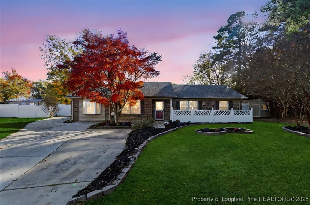 Photo of 618 Wallingford Court, Fayetteville, NC 28314 (MLS # 753690)