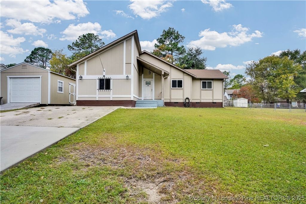 Photo of 2008 Dockside Drive, Fayetteville, NC 28304 (MLS # 752638)