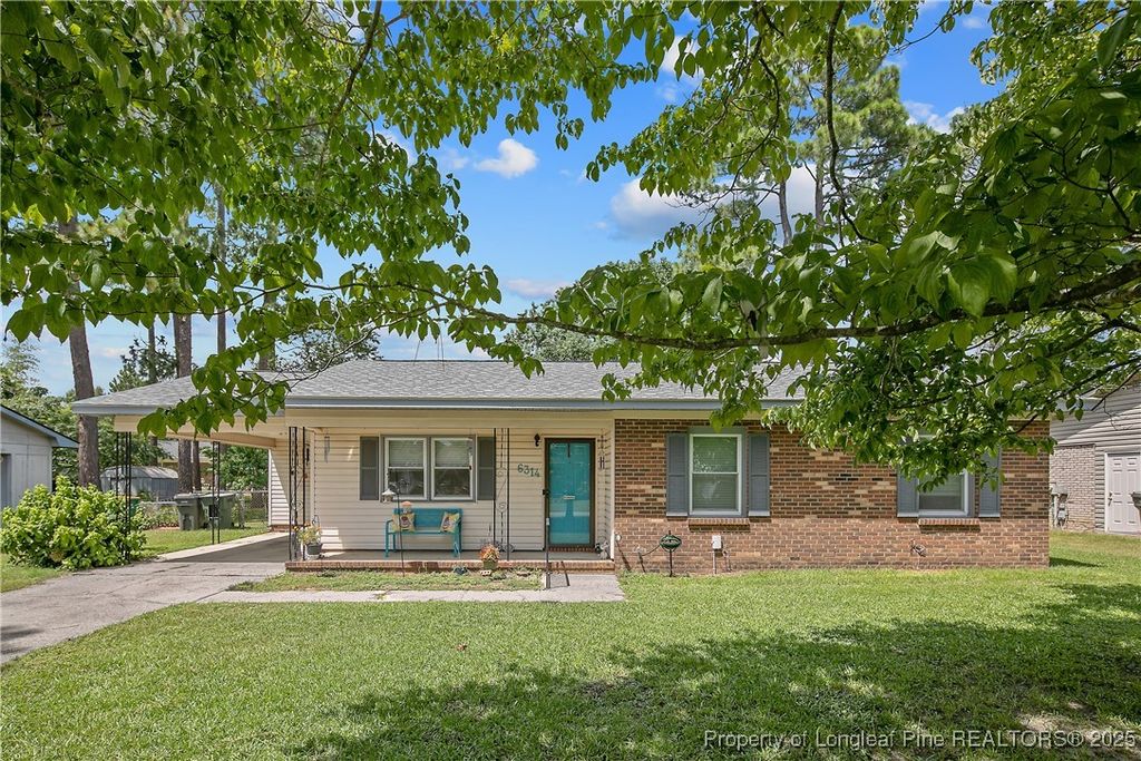 Photo of 6314 Bretton Wood Drive, Hope Mills, NC 28348 (MLS # 747785)