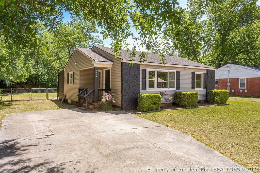 Photo of 5203 Walnut Drive, Fayetteville, NC 28348 (MLS # 761718)