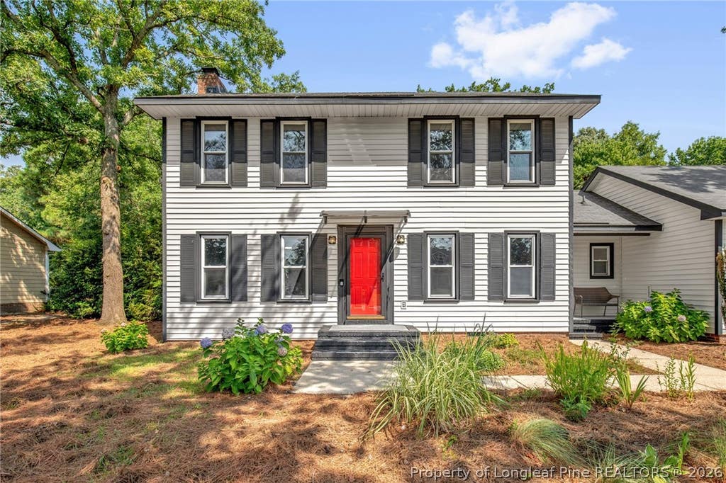Photo of 6216 Lake Trail Drive, Fayetteville, NC 28304 (MLS # 767897)