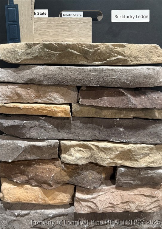 360 Sacksonia Street