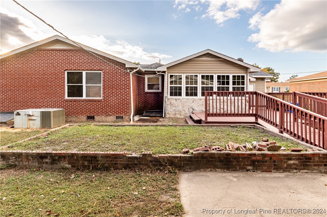 Fayetteville, North Carolina 28303, United States, 3 Bedrooms Bedrooms, ,2 BathroomsBathrooms,Residential,Pending,33830