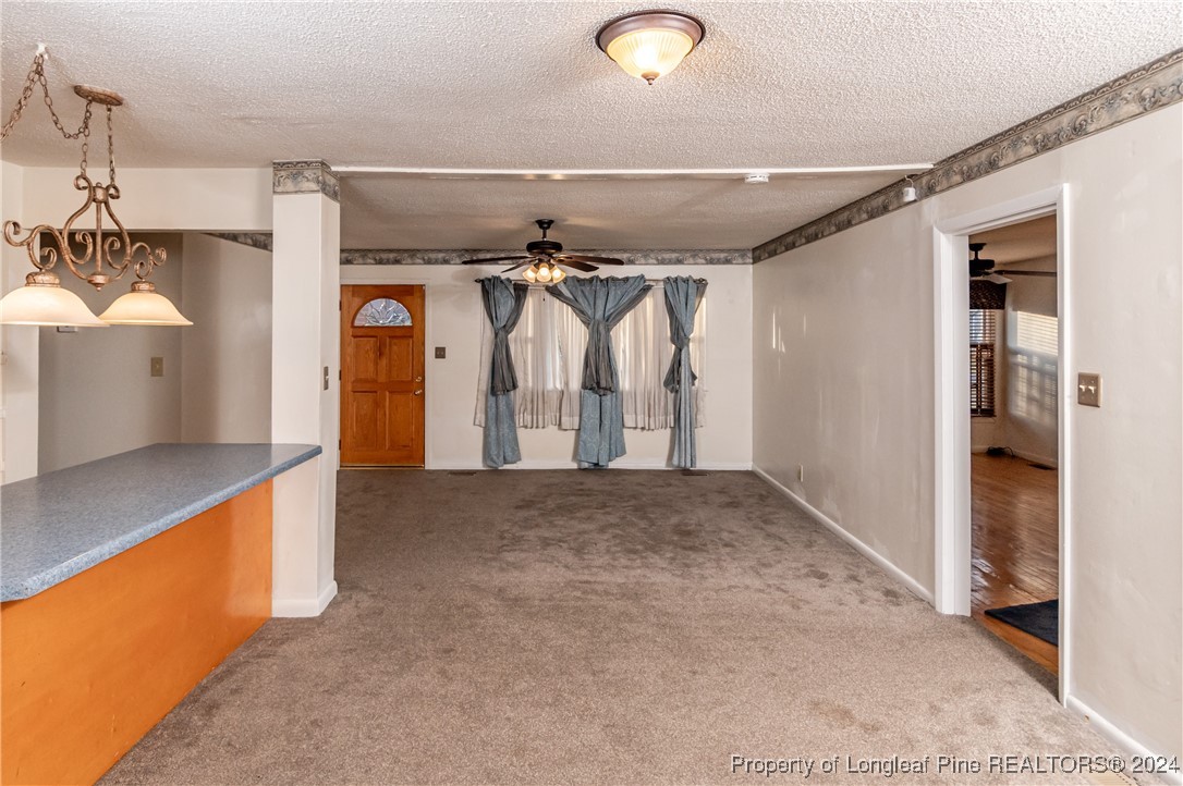 Fayetteville, North Carolina 28303, United States, 3 Bedrooms Bedrooms, ,2 BathroomsBathrooms,Residential,Pending,33830