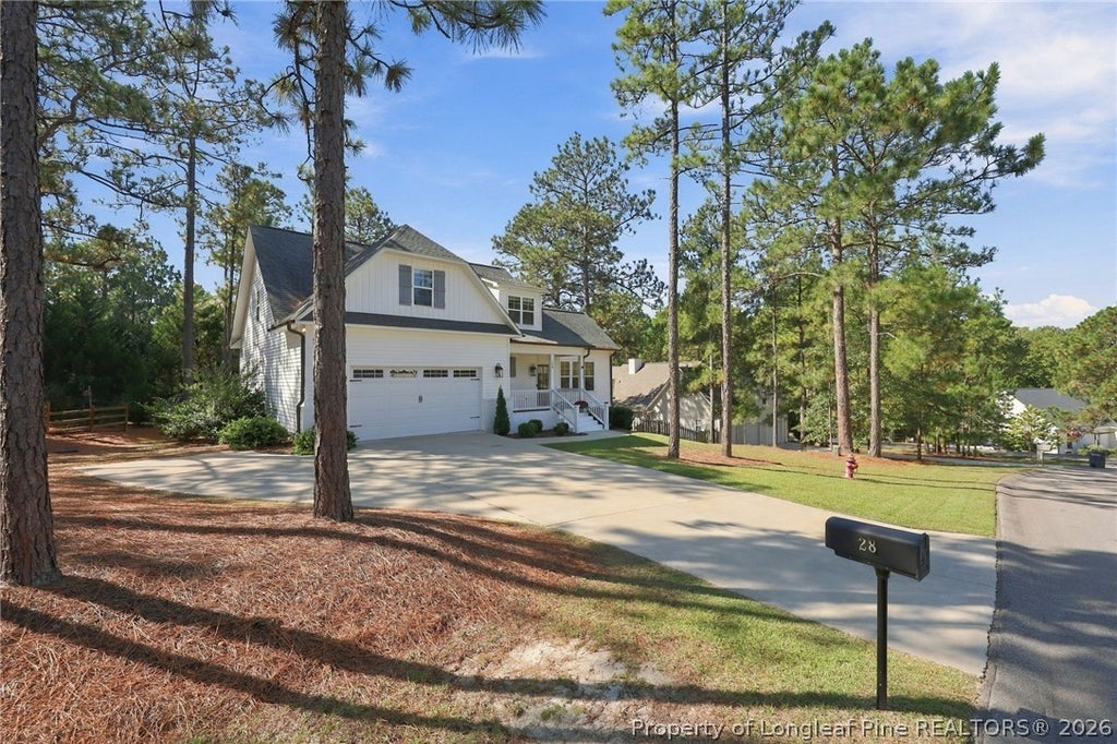 Photo of 28 Bedford Circle, Pinehurst, NC 28374 (MLS # 771112)