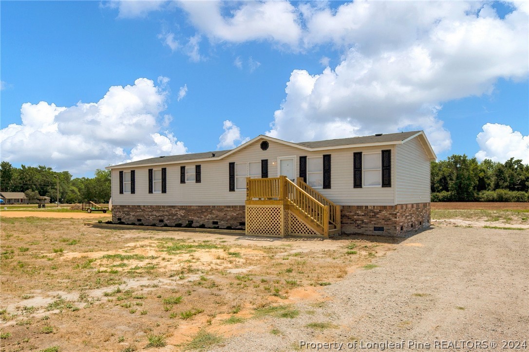 152 Three Bridges Road