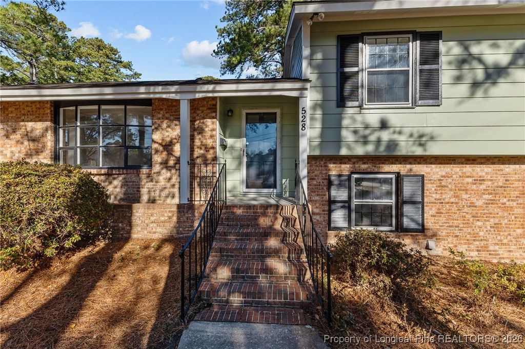Photo of 528 Waterbury Drive, Fayetteville, NC 28311 (MLS # 754849)