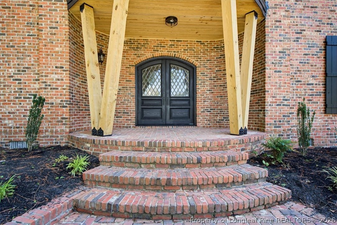 400 Kingsford Court