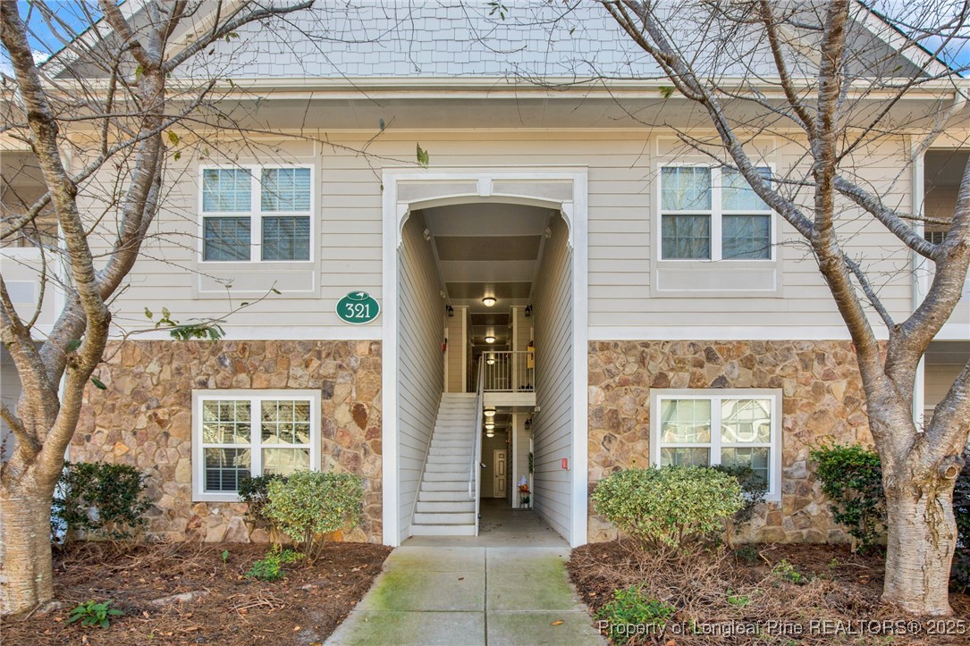 321 Gallery Drive 202