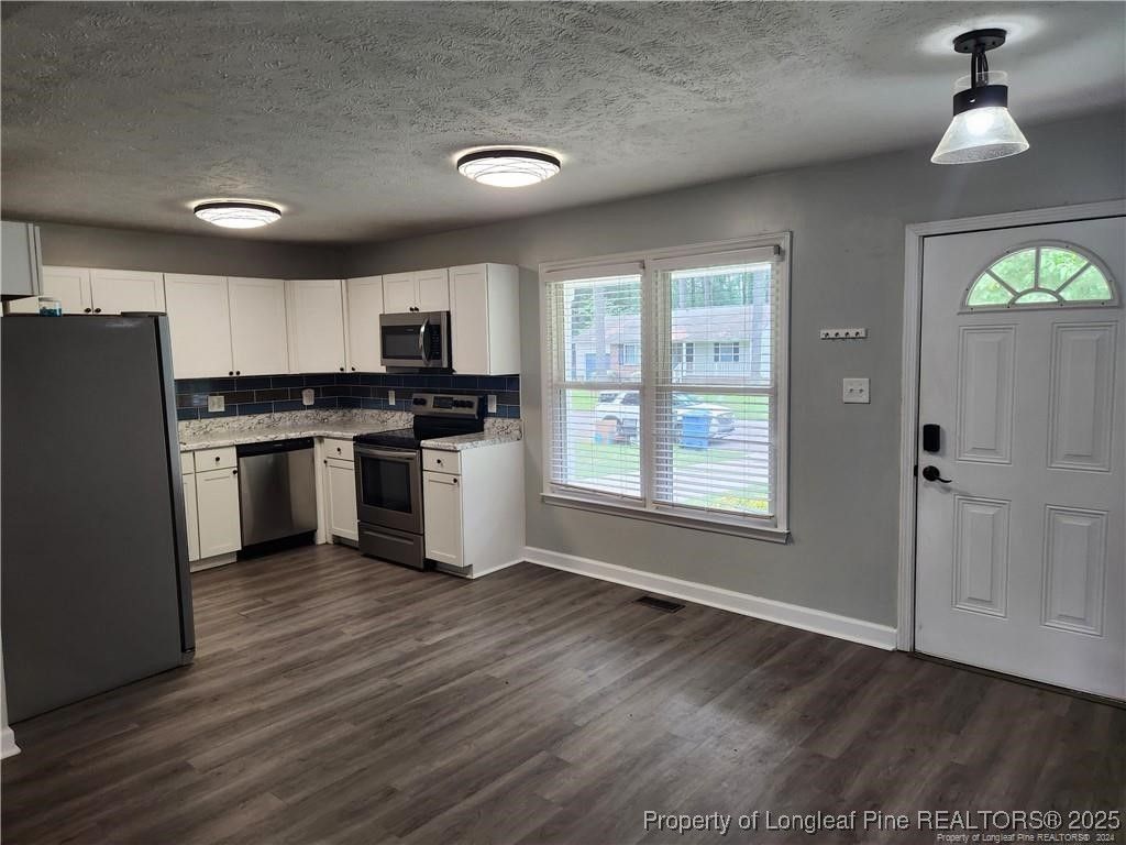 Photo of 925 Winterberry Drive, Fayetteville, NC 28314 (MLS # 752763)