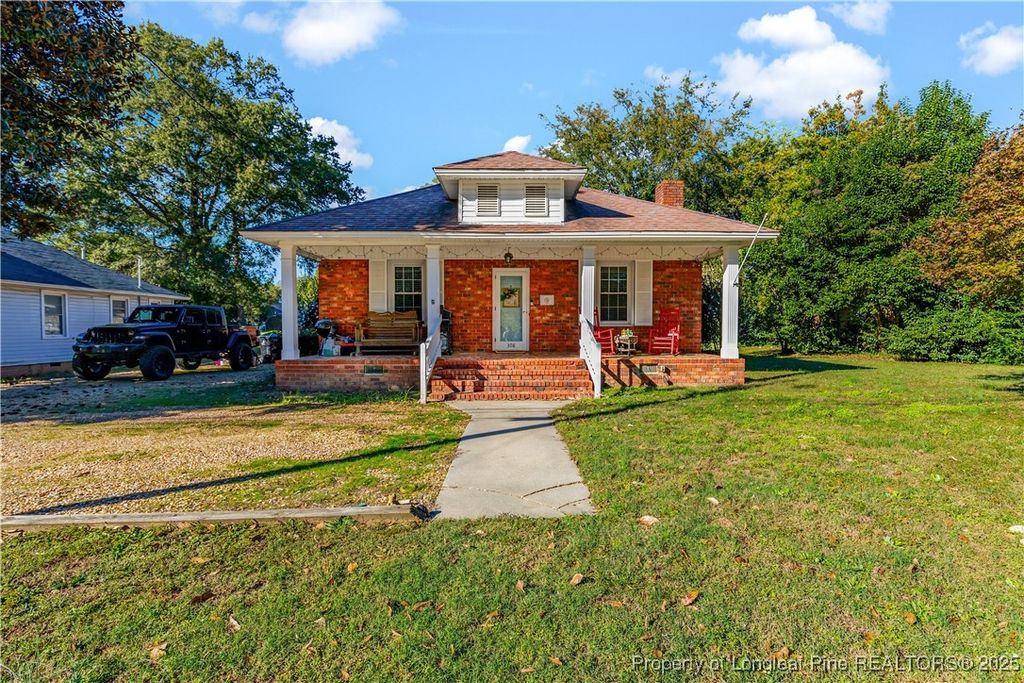 Photo of 308 E D Street, Erwin, NC 28339 (MLS # 752075)
