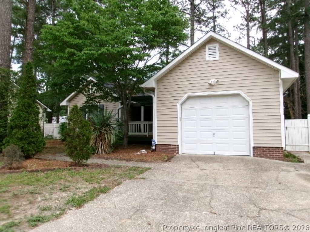 Photo of 429 Oakgrove Drive, Fayetteville, NC 28314 (MLS # 765165)