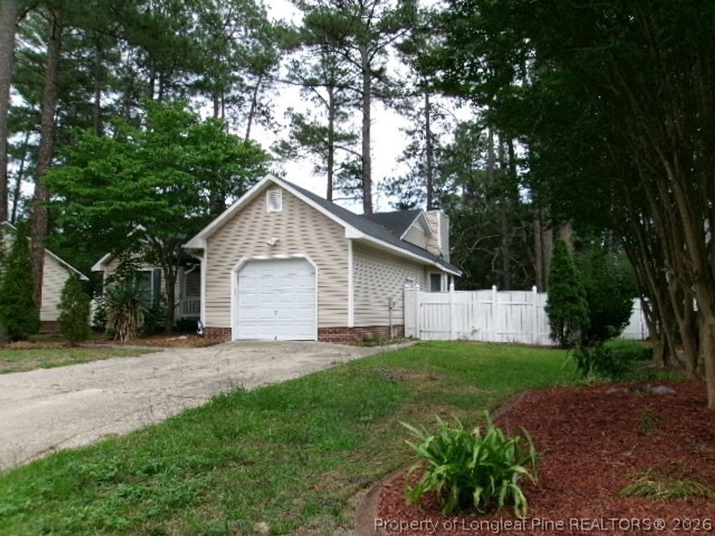 Photo of 429 Oakgrove Drive, Fayetteville, NC 28314 (MLS # 765165)
