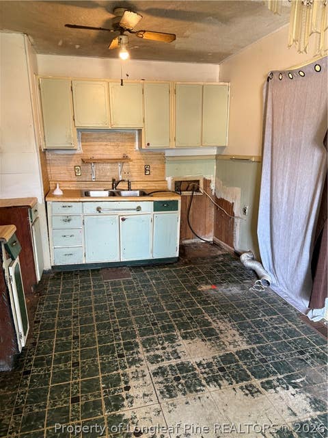 Tiny photo for 2829 Brookhaven Drive, Sanford, NC 27330 (MLS # 768096)