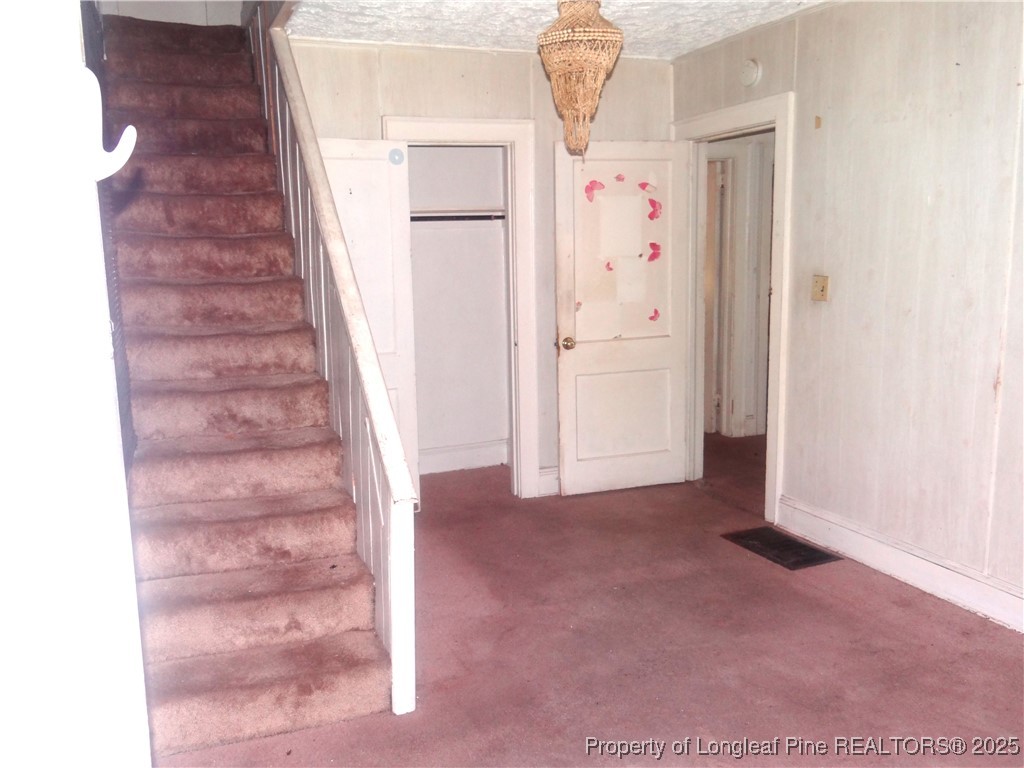214 S Windsor Drive
