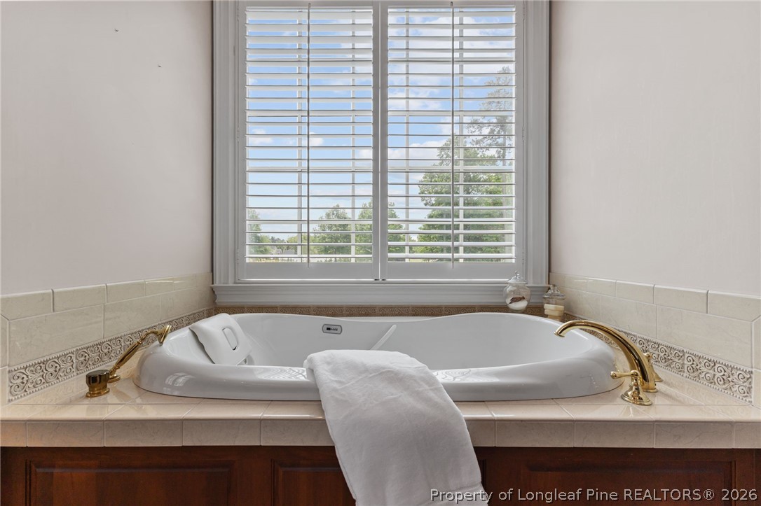 Lumberton, North Carolina, 28358, United States, 5 Bedrooms Bedrooms, ,7 BathroomsBathrooms,Residential,Active,2044147
