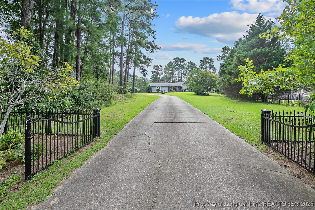 5350 Club House Lane