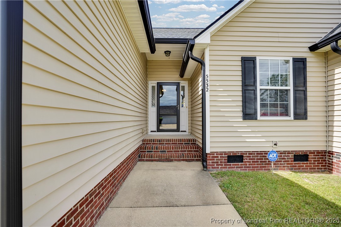 5532 Thackeray Drive