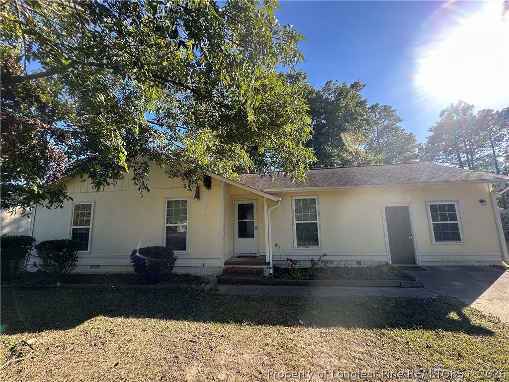 Photo of 6413 Winter Park Drive, Fayetteville, NC 28304 (MLS # 763567)