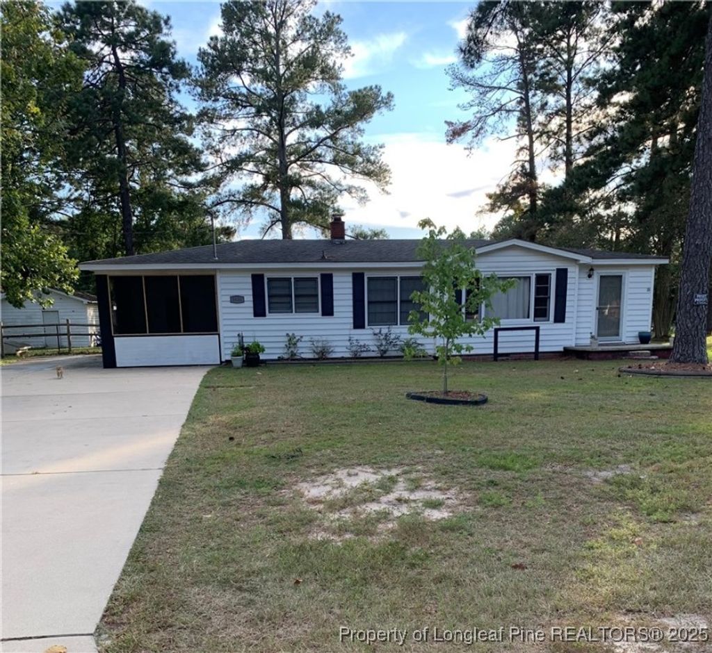 Photo of 5638 Franklin Street, Hope Mills, NC 28348 (MLS # 749583)
