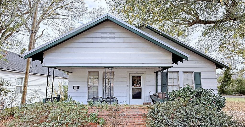 Photo of 1113 Branson Street, Fayetteville, NC 28305 (MLS # 759266)