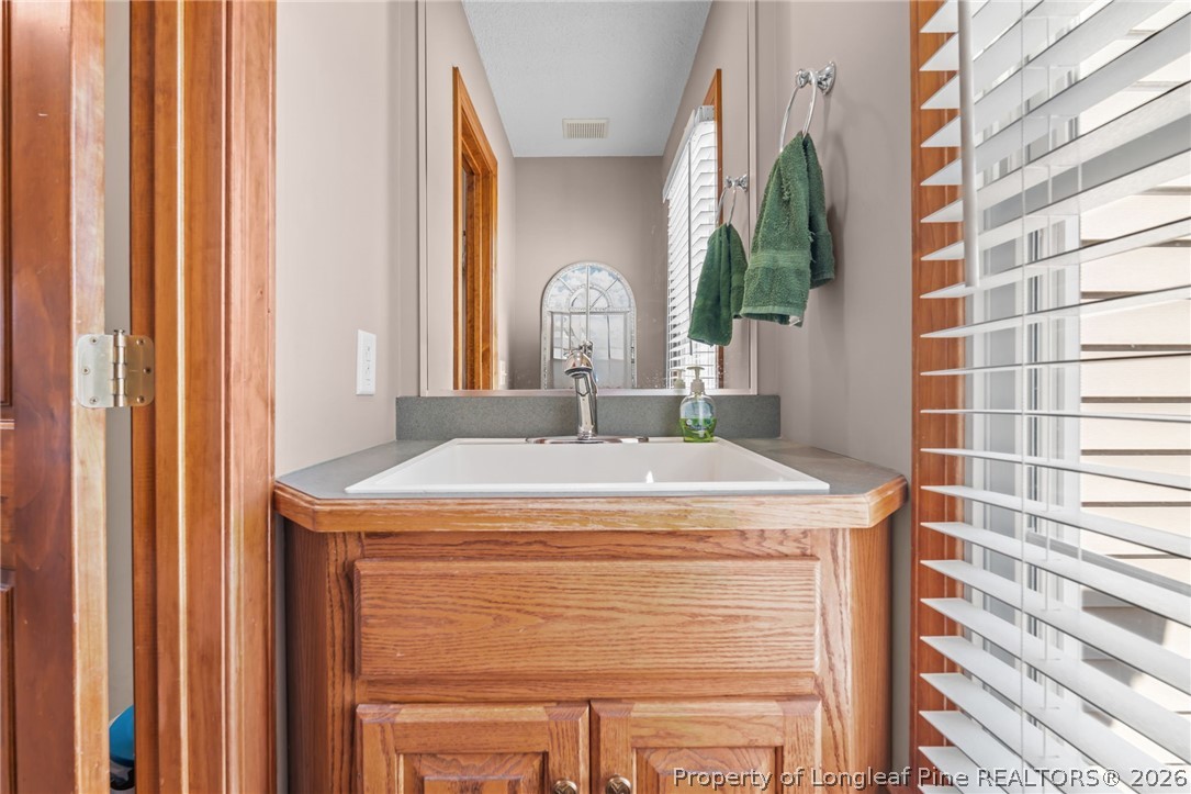 Cameron, North Carolina, 28326, United States, 3 Bedrooms Bedrooms, ,3 BathroomsBathrooms,Residential,Active,2021326