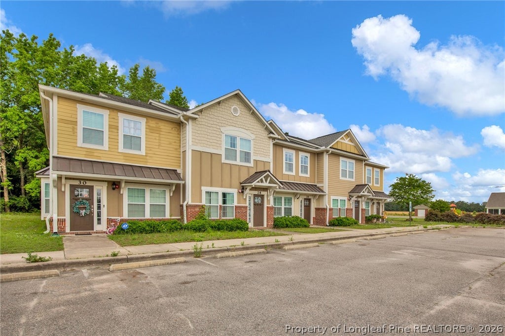 Photo of 28 Hunter's Run, Pembroke, NC 28372 (MLS # 771099)