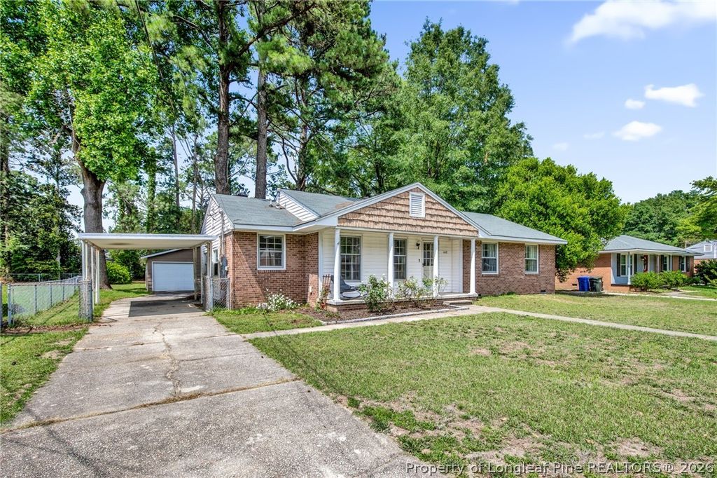 Photo of 448 Morningside Drive, Fayetteville, NC 28311 (MLS # 763604)