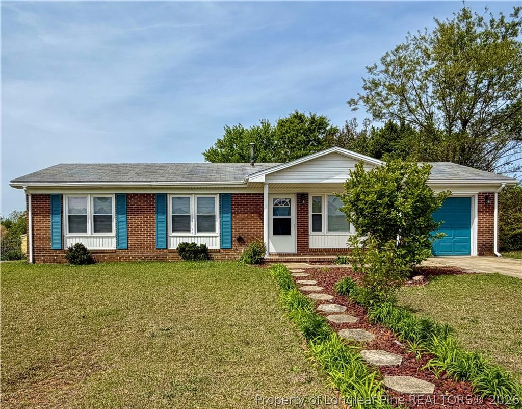 Photo of 147 Brocton Drive, Fayetteville, NC 28303 (MLS # 760403)