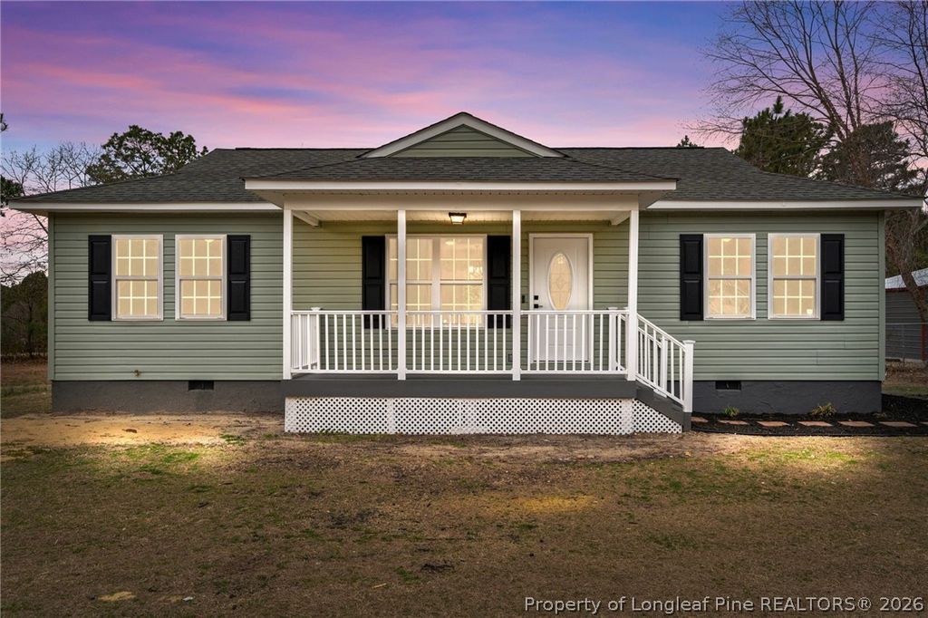 Photo of 122 Fullers Way, Aberdeen, NC 28315 (MLS # 757675)