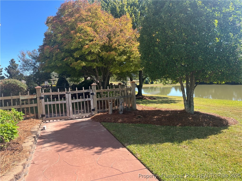 1302 Oakridge Boulevard