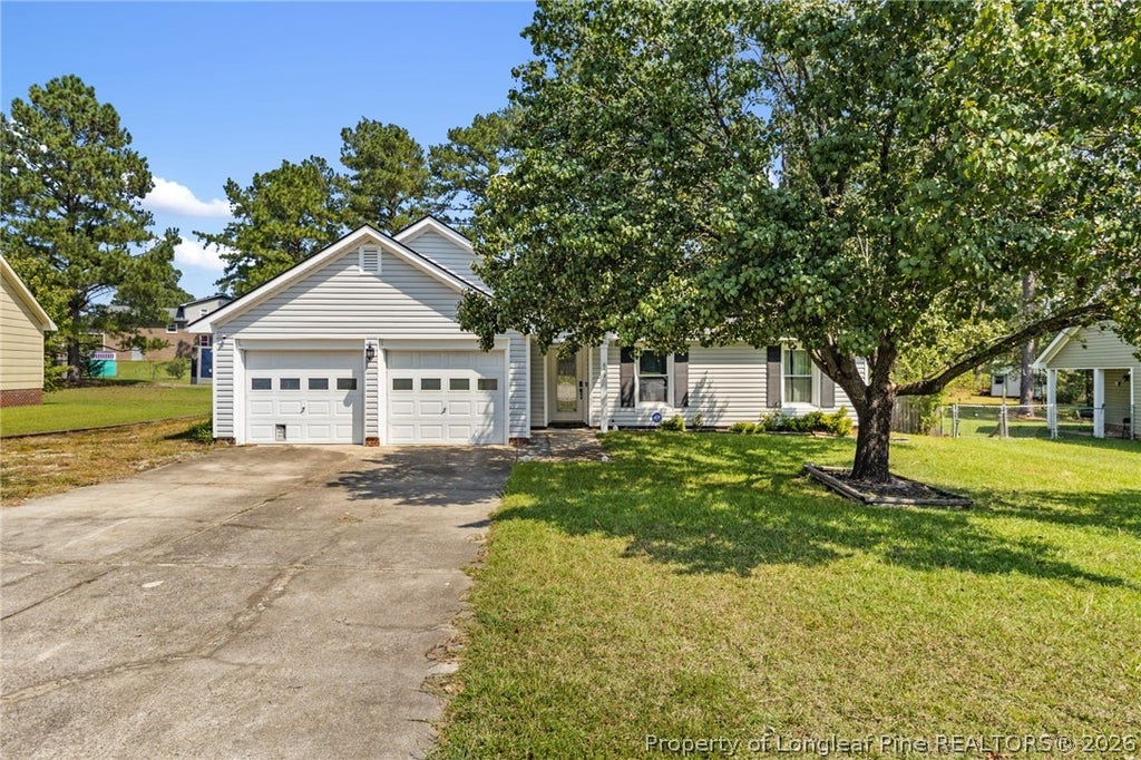 Photo of 852 Santiato Drive, Fayetteville, NC 28314 (MLS # 769649)