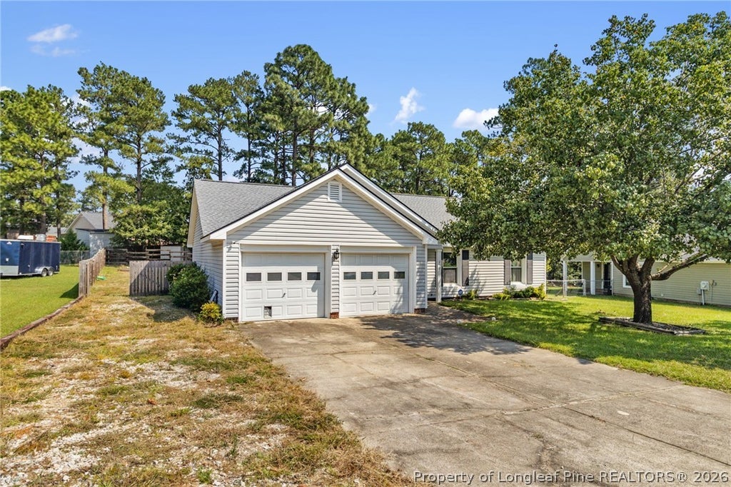 Photo of 852 Santiato Drive, Fayetteville, NC 28314 (MLS # 769649)