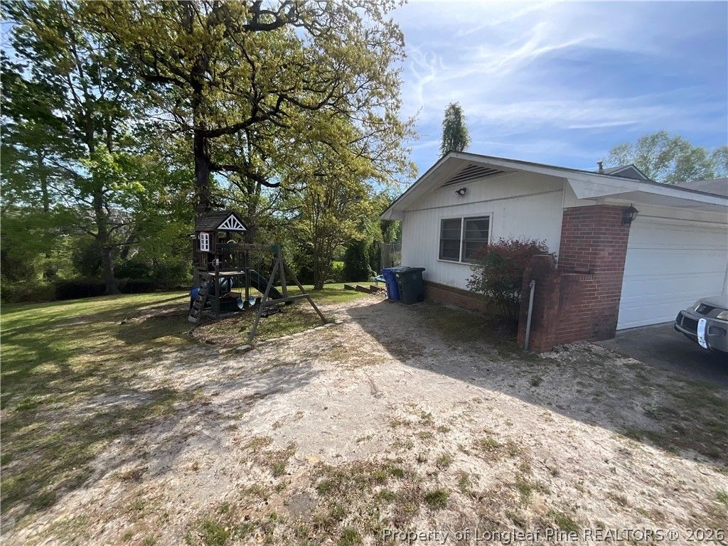 Photo of 559 Cimarron Drive, Fayetteville, NC 28303 (MLS # 760337)